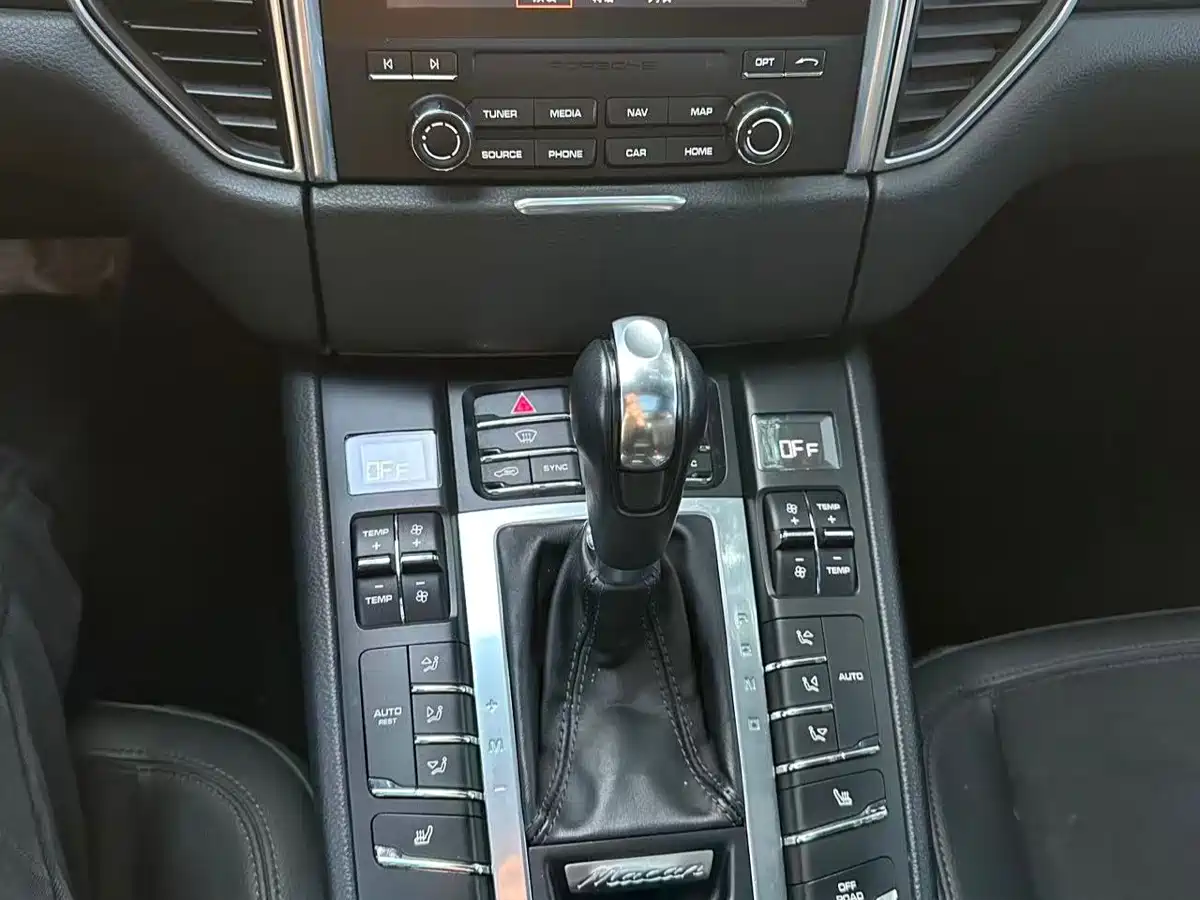 Porsche Macan 2017 Macan 2.0T фото 7