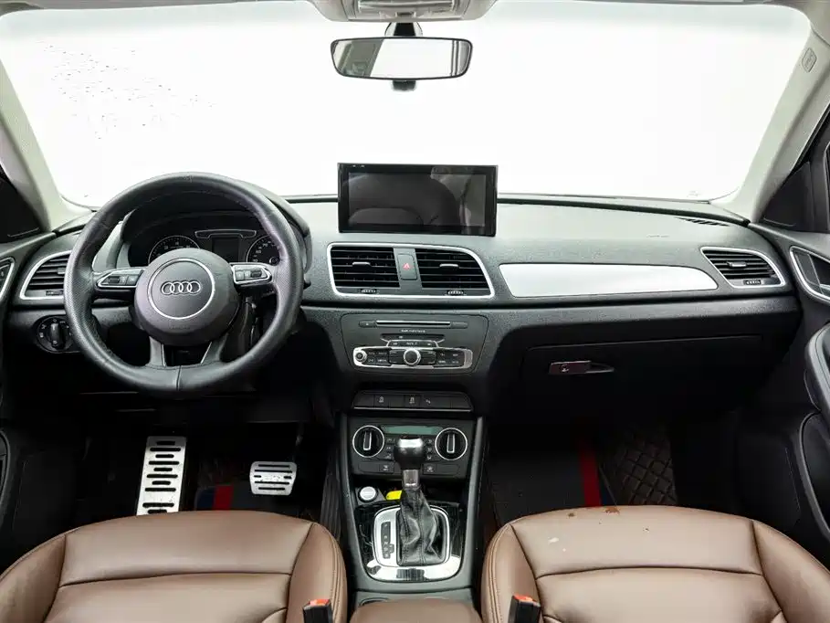 Audi Q3 2018 30th Anniversary Edition 35 TFSI Fashion фото 6