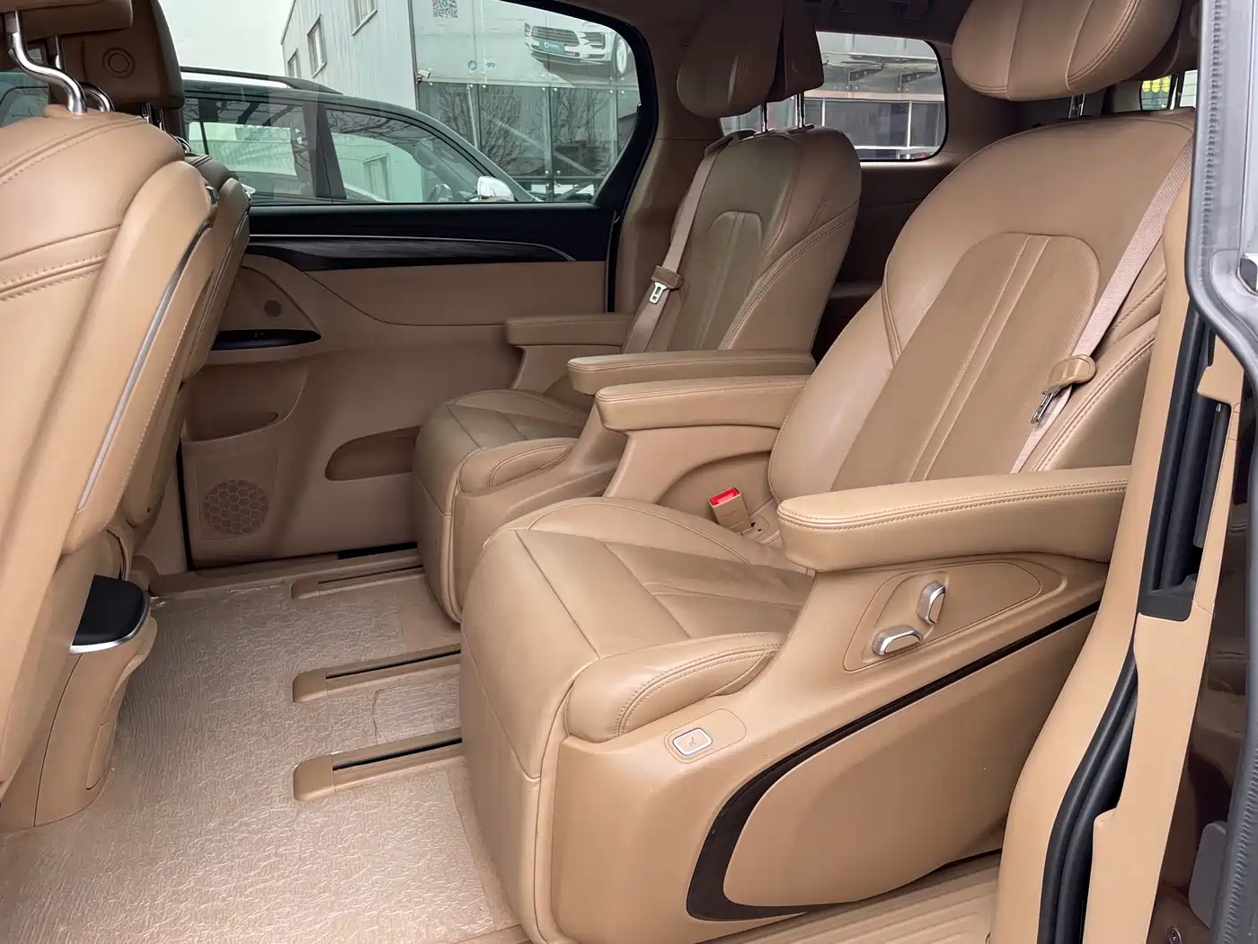 Buick GL8 2020 Model ES Landglory 653T Luxury фото 14