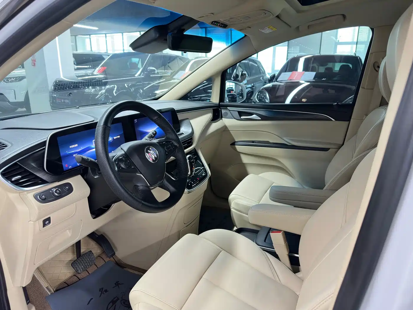 Buick GL8 2023 ES Landmaster Exclusive фото 10