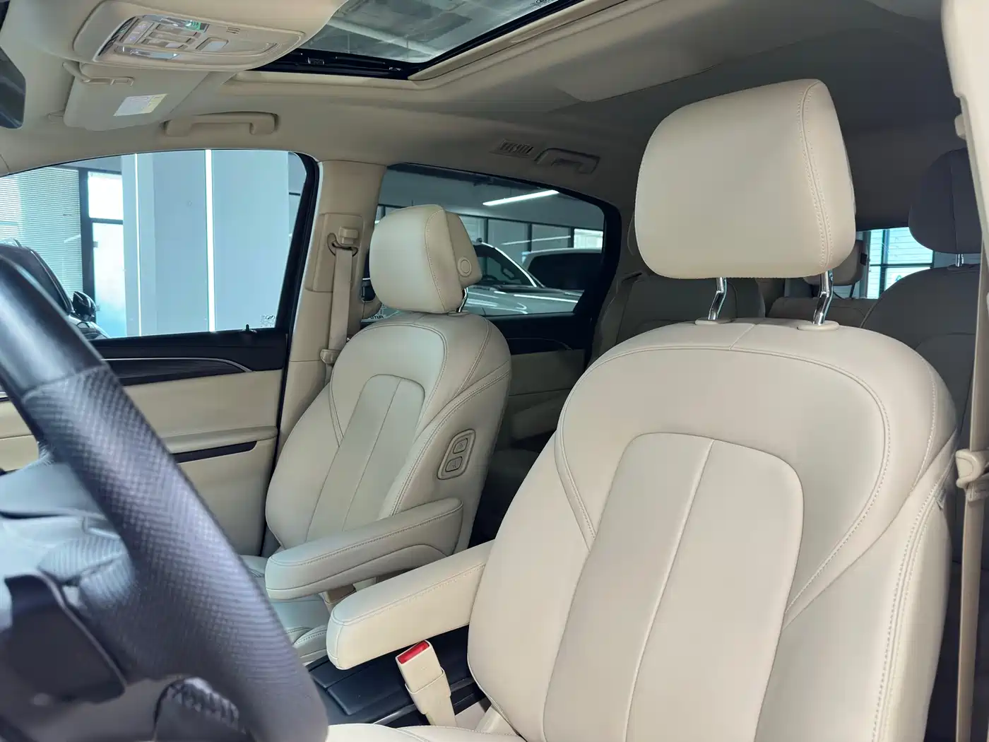 Buick GL8 2023 ES Landmaster Exclusive фото 18