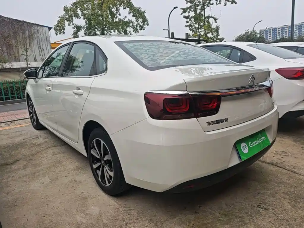 Citroën C4 C-Quatre 2017 2018 1.6L Manual Luxury