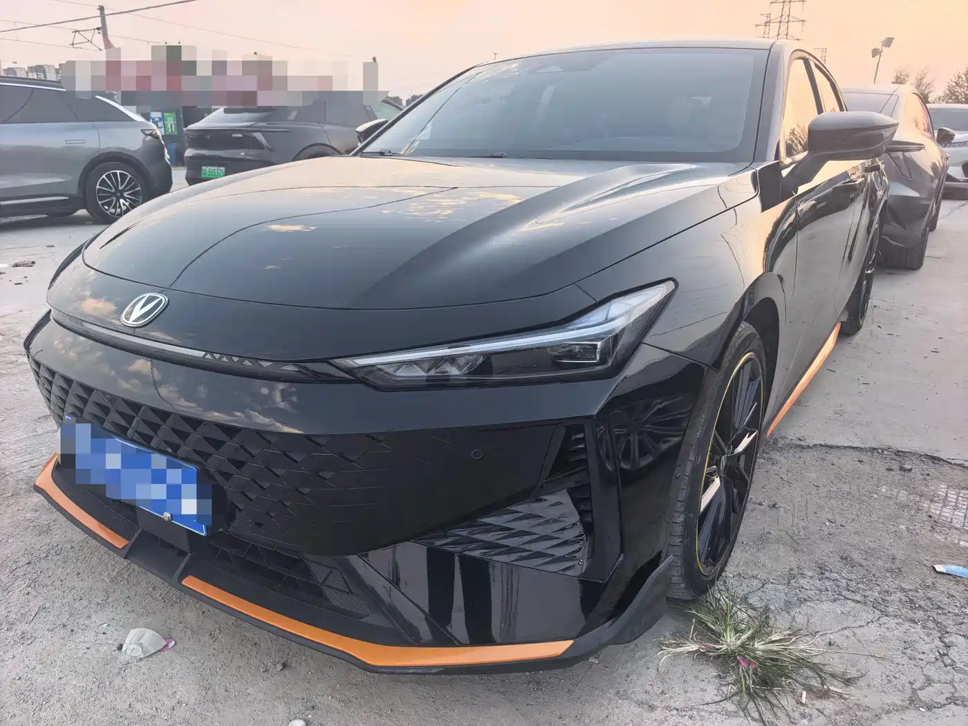 Changan UNI-V 2025 2025 1.5T 500Bar Premium Sport Model