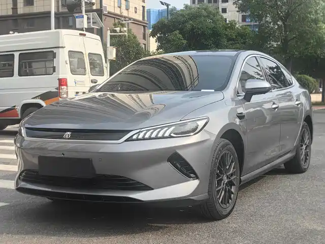 BYD Qin PLUS 2025 EV Smart Drive Edition 510KM Leading Type