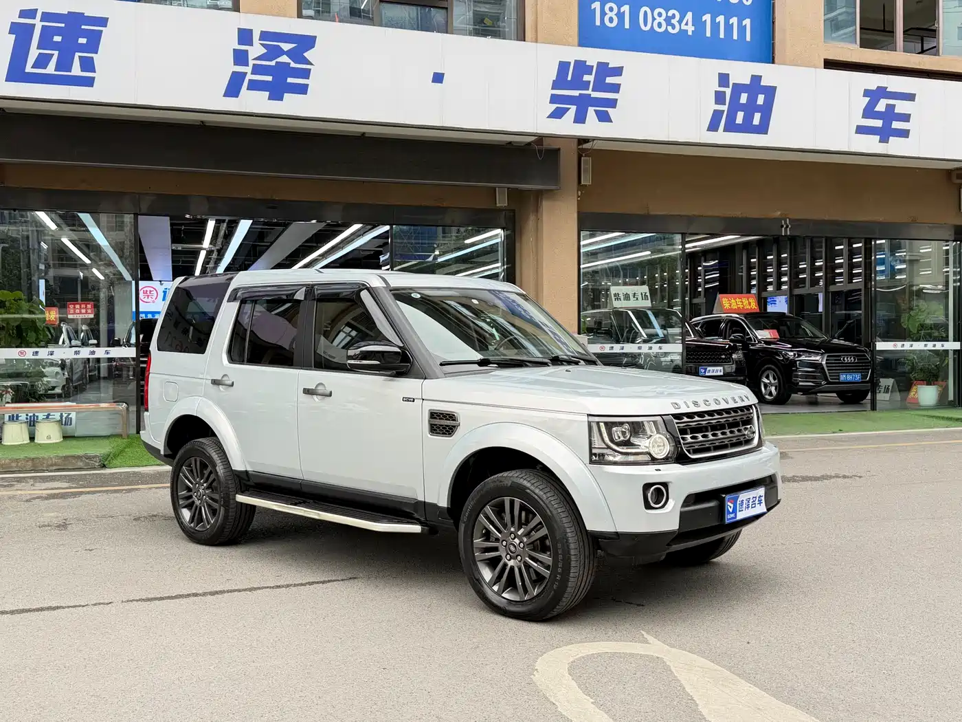 Land Rover Discovery 2016 3.0 SC V6 SE фото 3