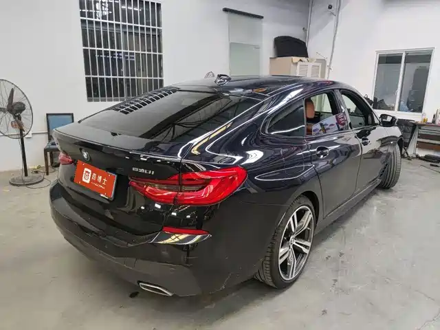BMW 6 Series GT 2022 Model 630i M Sport Package — фото 2