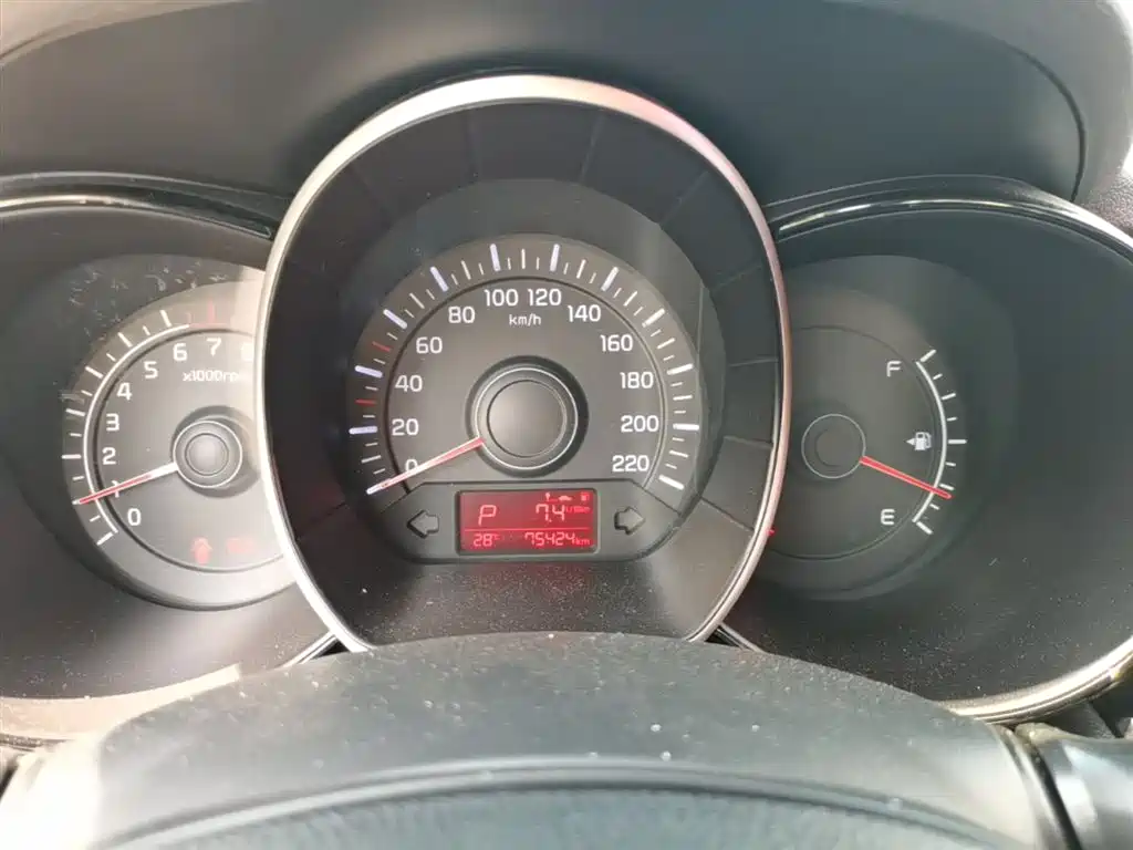 KIA K2
