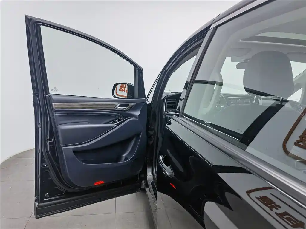 GAC Trumpchi Trumpchi M8 2023 Leading Series 390T Luxury Edition фото 8