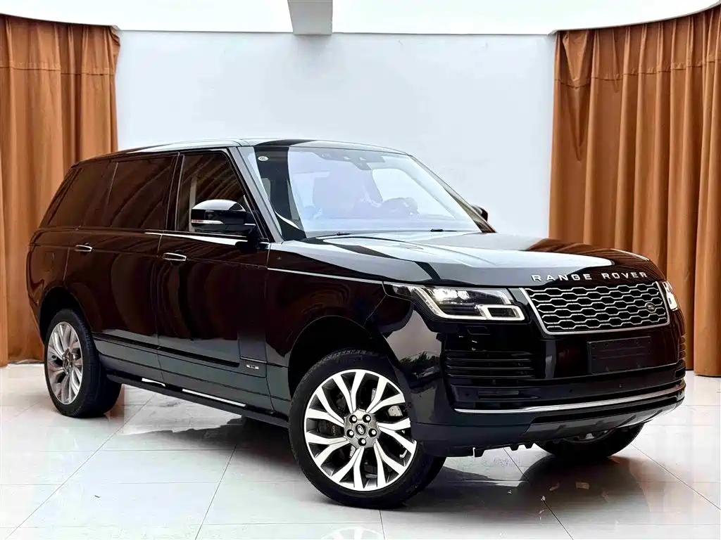 Land Rover Range Rover 2018 3.0 SC V6 Vogue SE Genesis Extended Edition фото 3