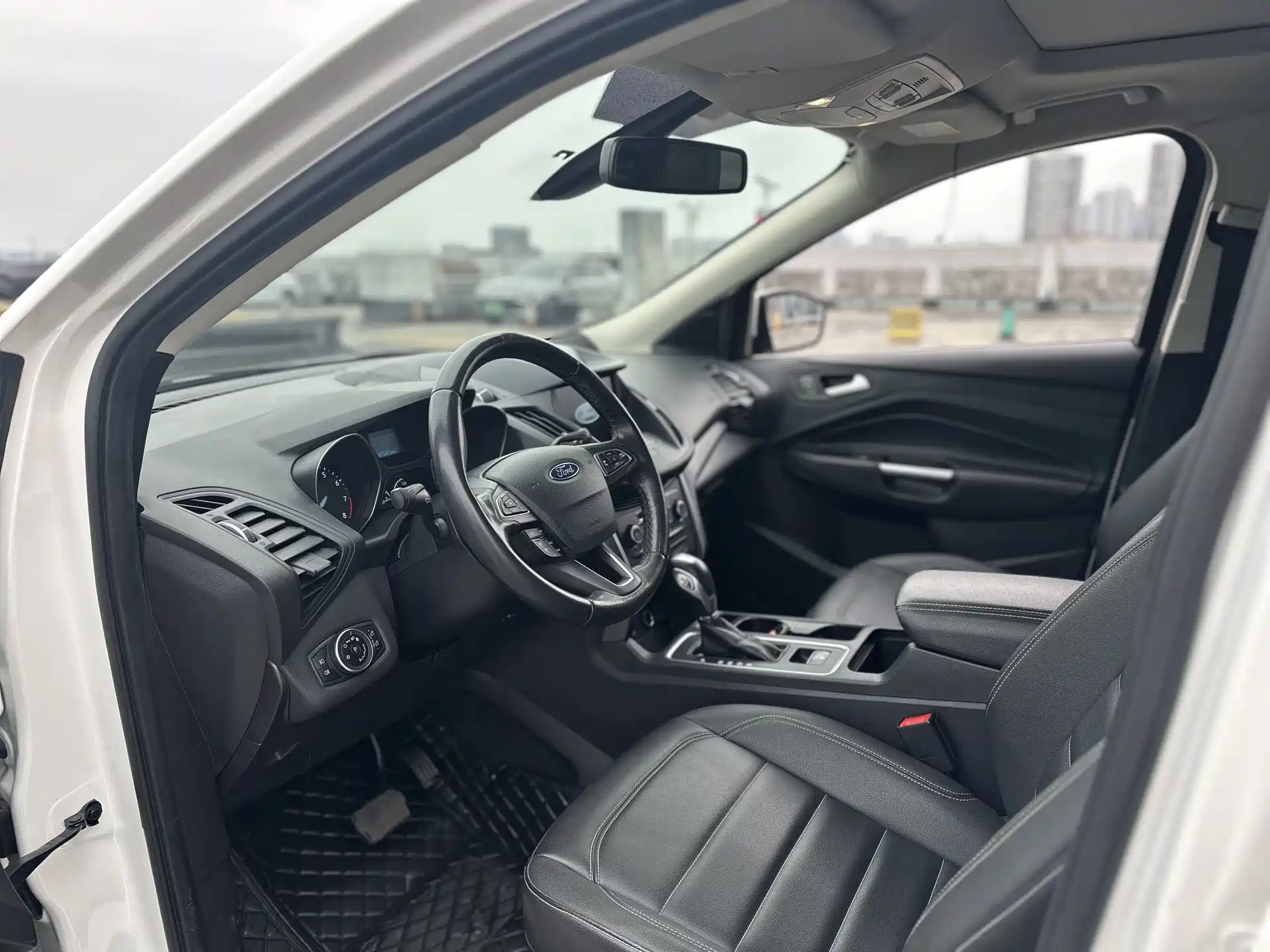 Photo 12 - Ford Kuga