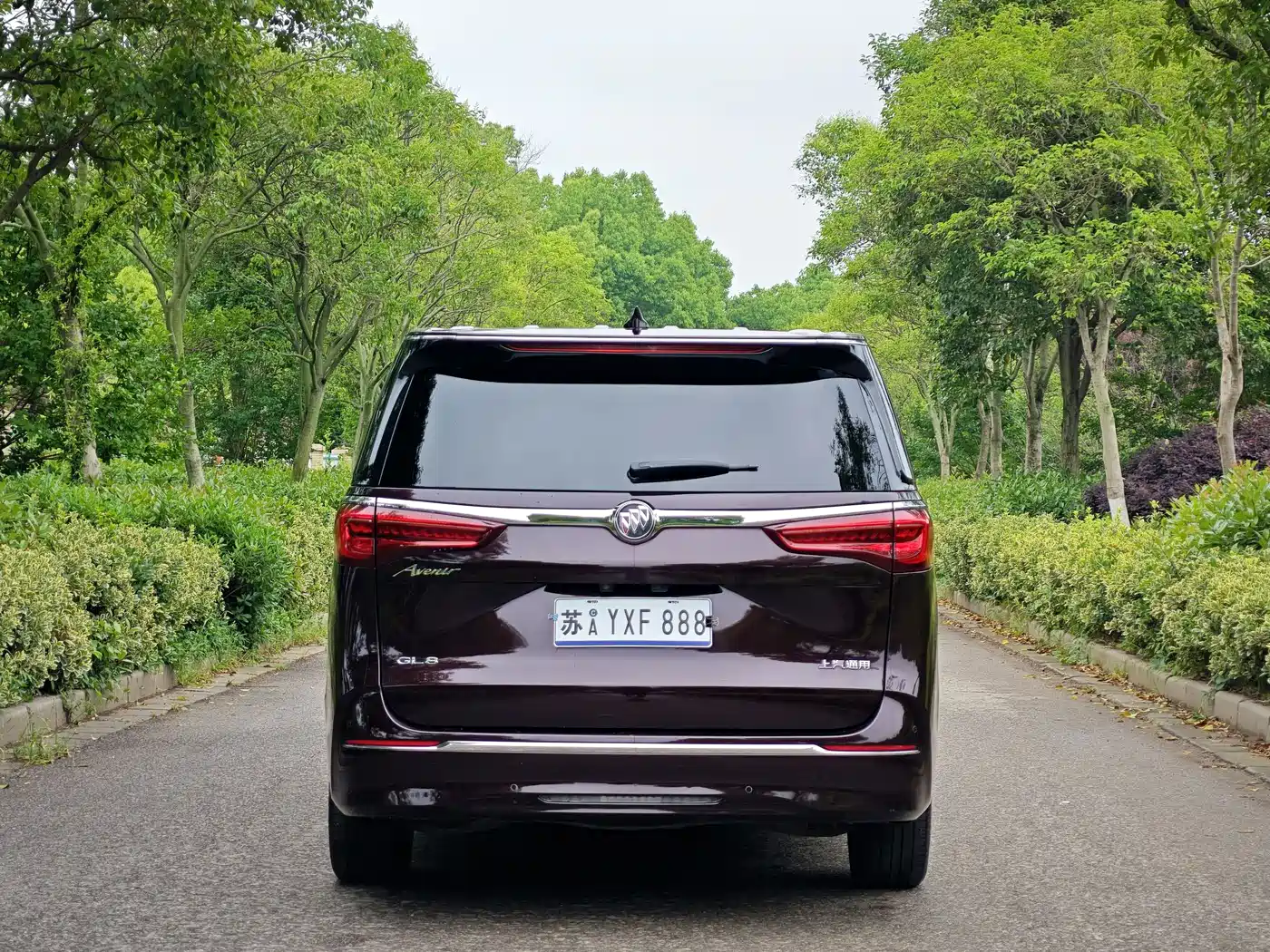 Buick GL8 2021 Avenir Aivia 7-Seater Family Edition фото 5