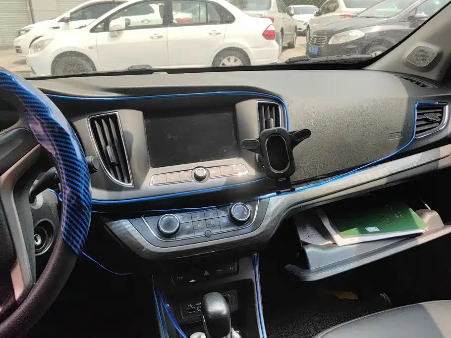 Photo 13 - Roewe 360