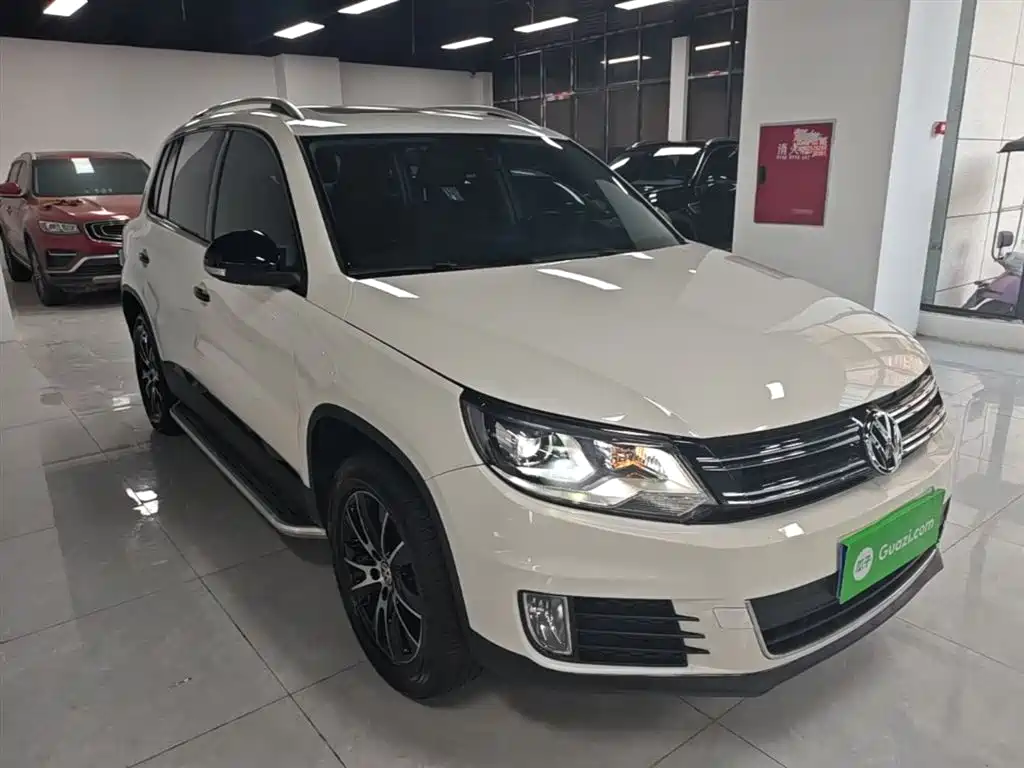 Volkswagen Tiguan 2015 1.8TSI Automatic 2WD Highline фото 4