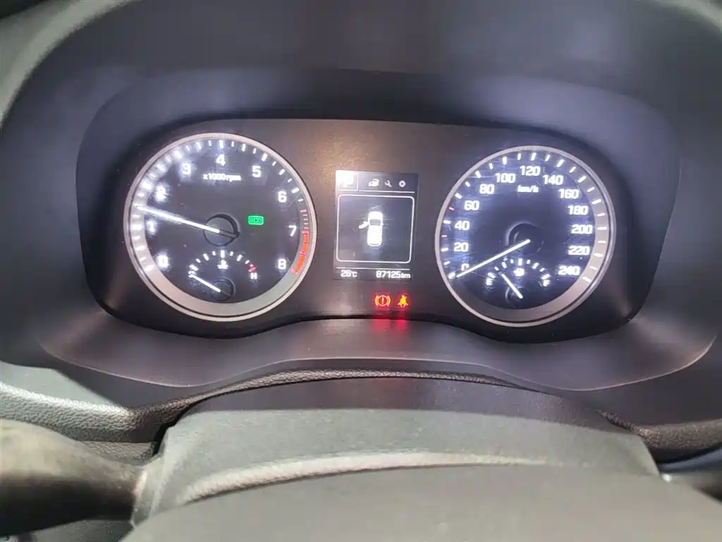 Hyundai Tucson 2015 1.6T Dual Clutch 2WD Smart фото 12