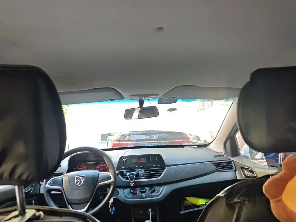 Baojun 310 2018 2016 1.2L Manual Value Edition
