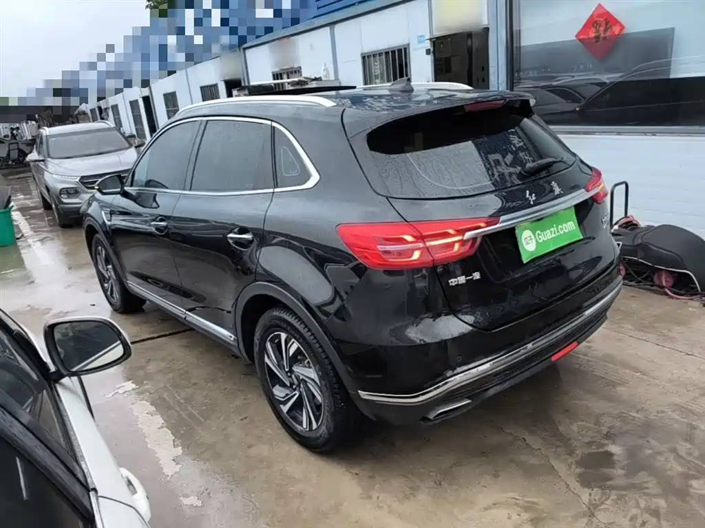 Hongqi HS5 2022 Facelift 2.0T Smart Flag Enjoyment Edition фото 5