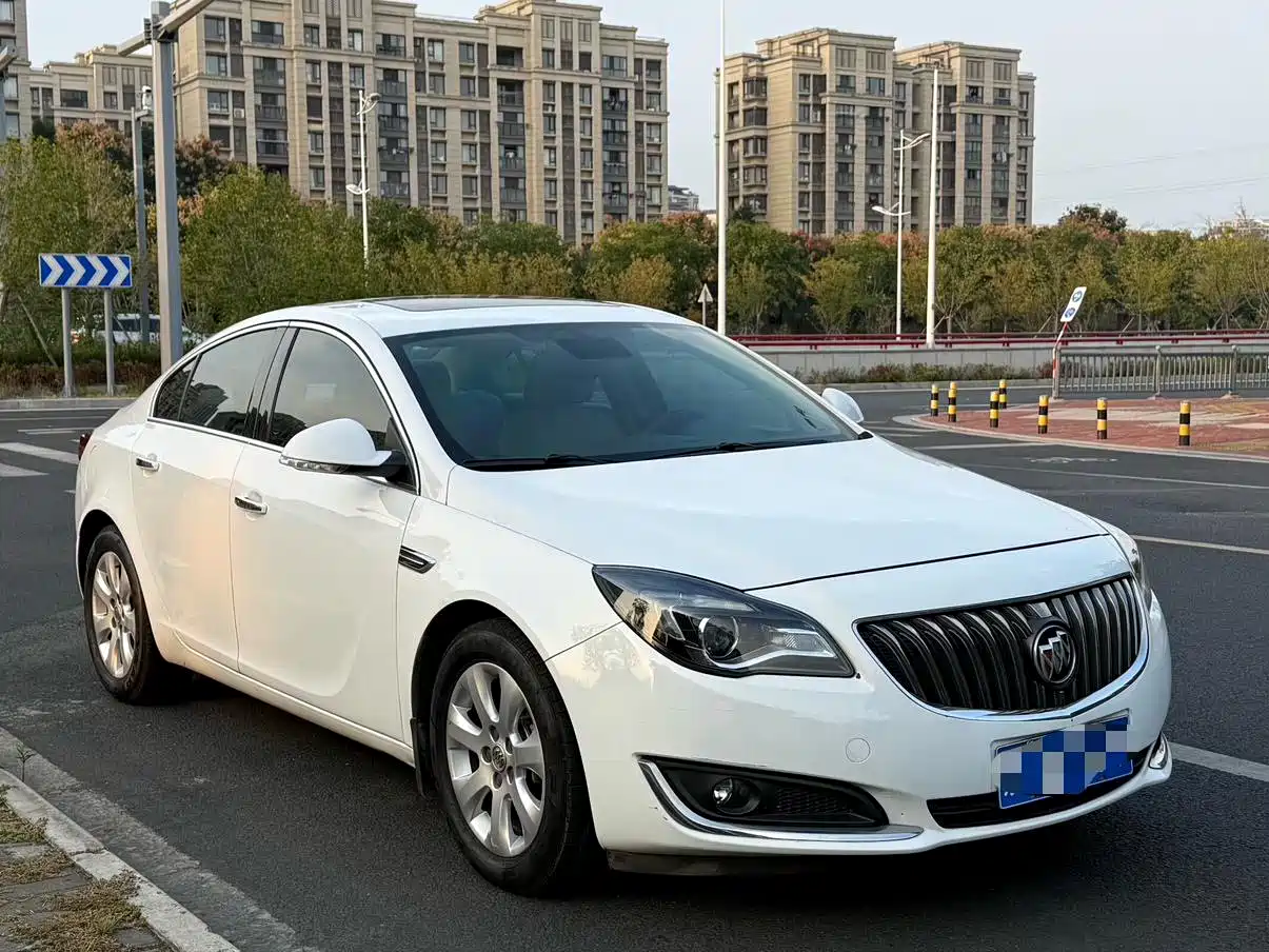 Buick Regal 2014 2.0L Elite Fashion Type фото 3
