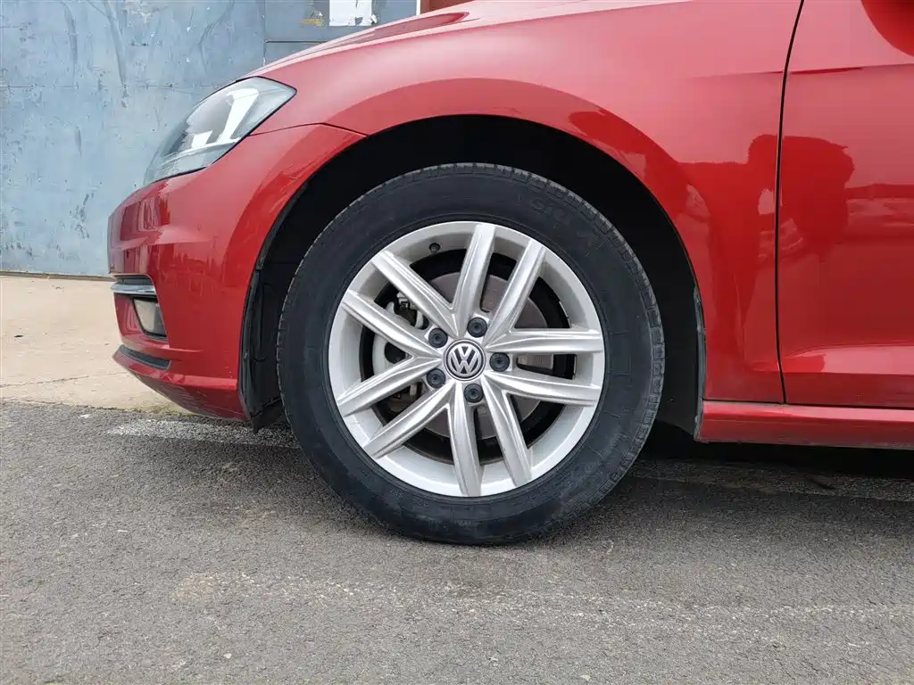 Volkswagen Golf 2018 230TSI Automatic Comfort фото 25