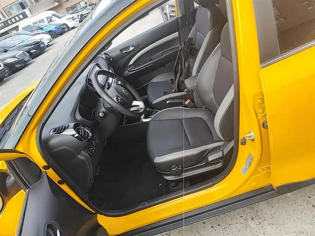 Kia KX1 2019 1.4L Automatic Fun Edition China VI фото 15