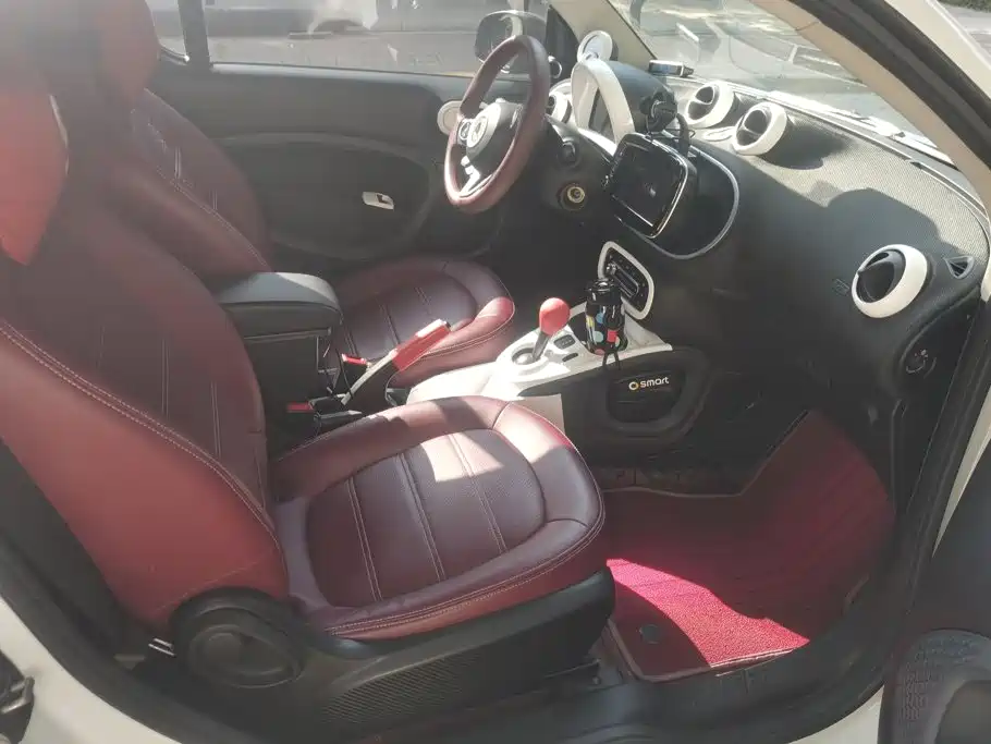 Photo 8 - smart fortwo