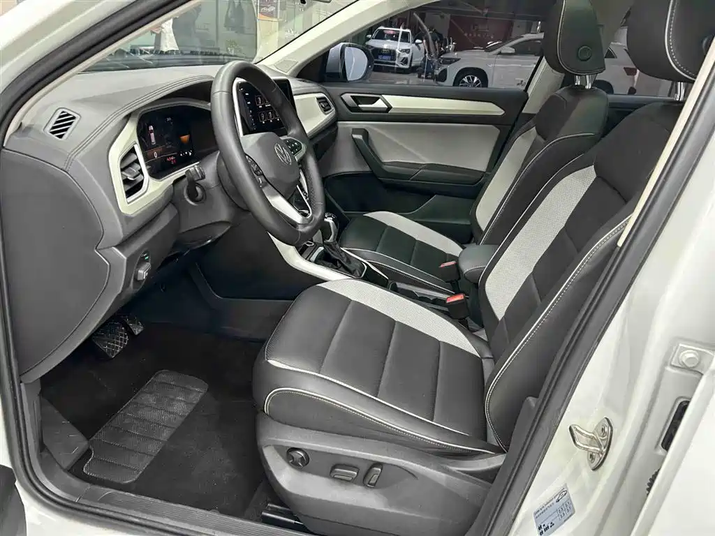 Volkswagen T-ROC 2023 280TSI DSG 2WD Time Edition фото 11