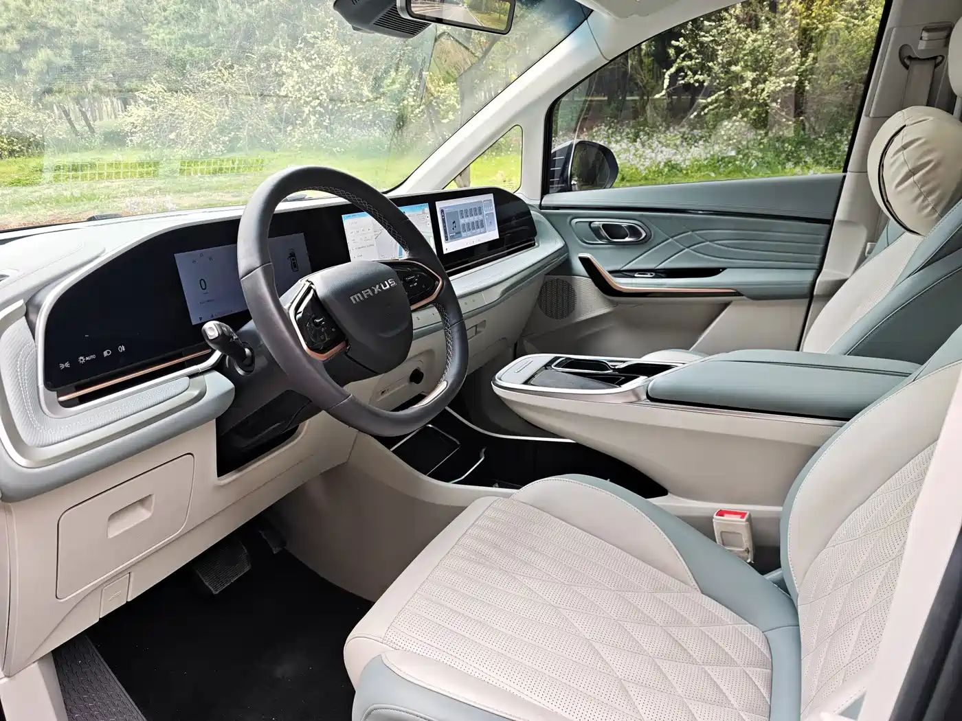 SAIC Maxus Maxus G90 2022 2022 2.0T Interstellar 7-seater