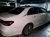 Фото 4 - Mercedes-Benz E-Class
