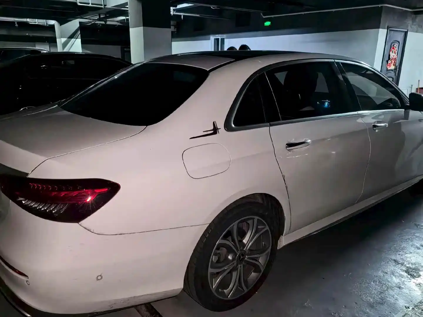 Фото 4 - Mercedes-Benz E-Class
