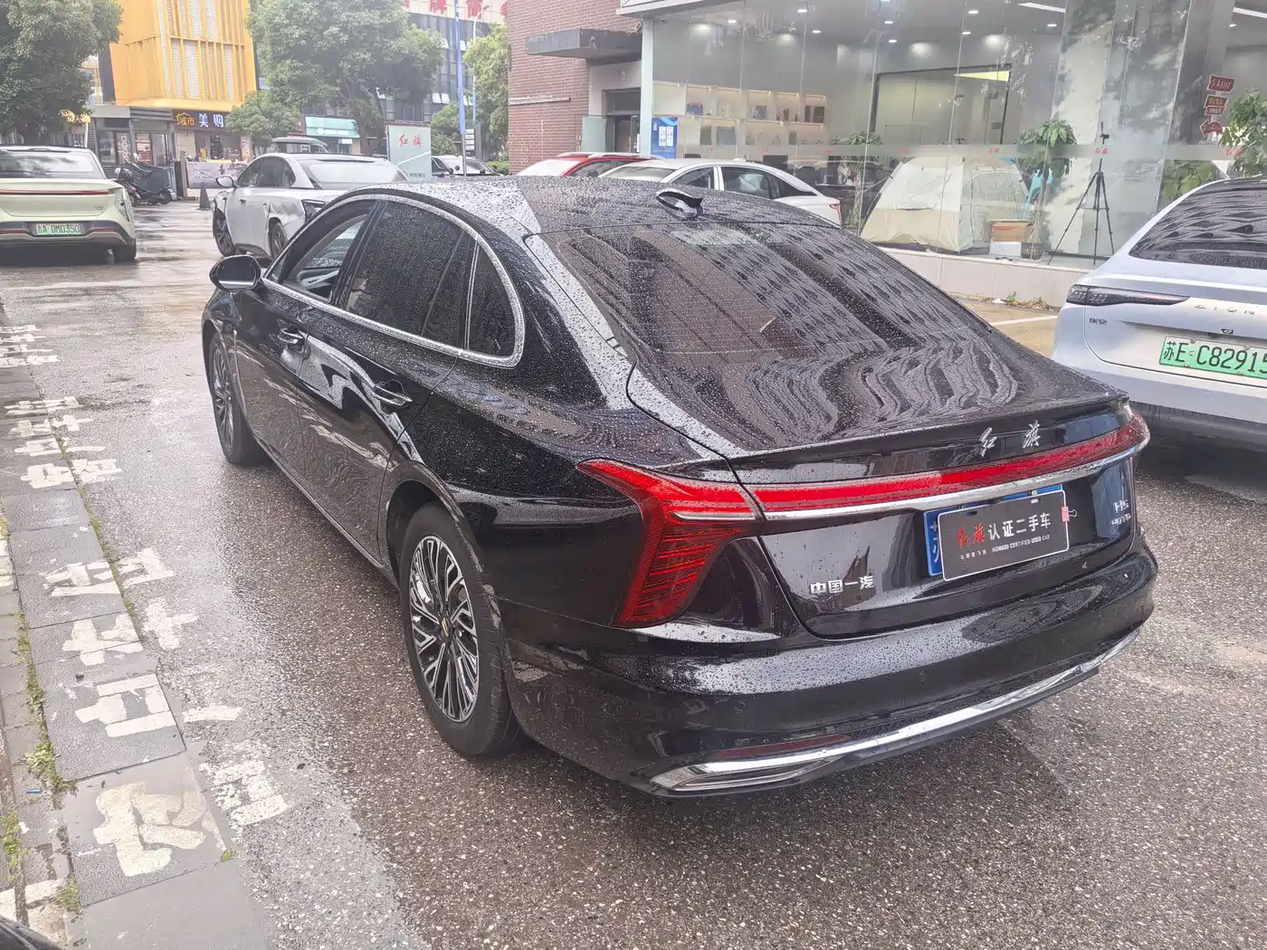 Hongqi H5 2024 2.0T Automatic Smart Connect Flag Smooth Edition фото 7