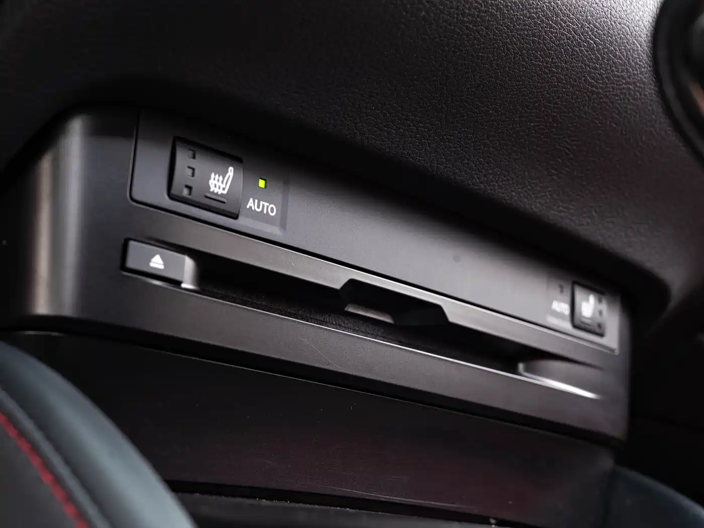 Lexus ES 2020 Model 260 F SPORT фото 21