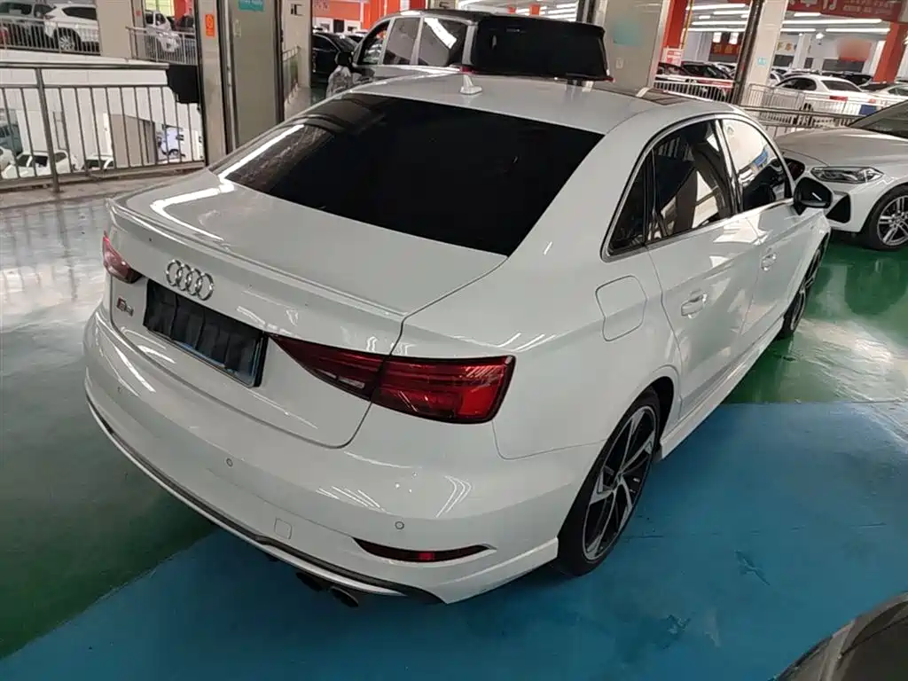 Audi S3 2017 Facelift S3 2.0T Limousine фото 7
