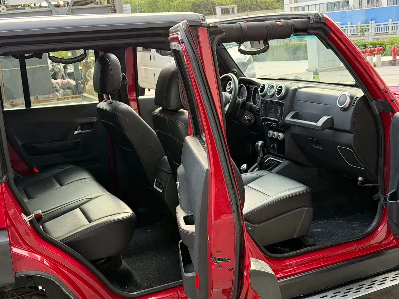 BAIC ORV Beijing Offroad BJ40 2017 40L 2.3T Automatic 4WD China Rally Champion Edition фото 12