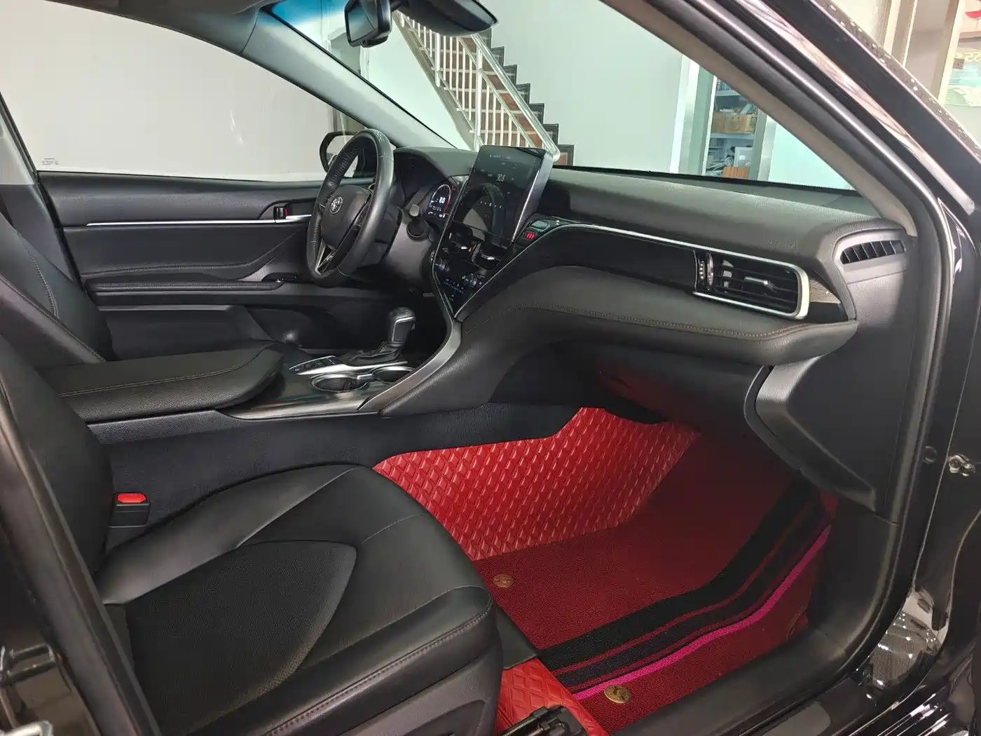 Toyota Camry 2021 2.5G Luxury Edition фото 6