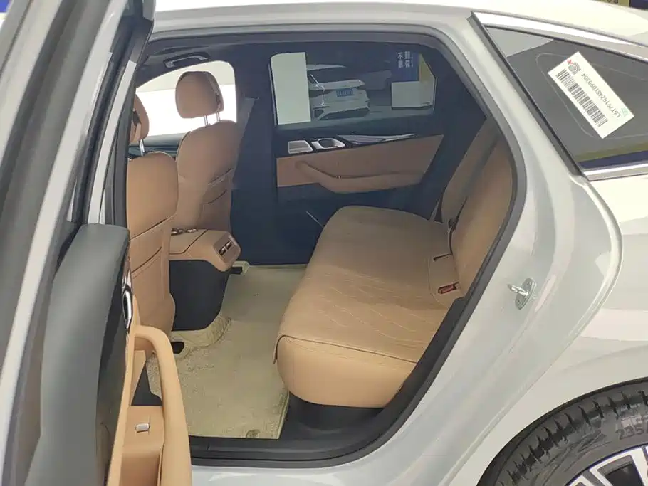 Geely Galaxy Galaxy A7 2026 2025 EM-i