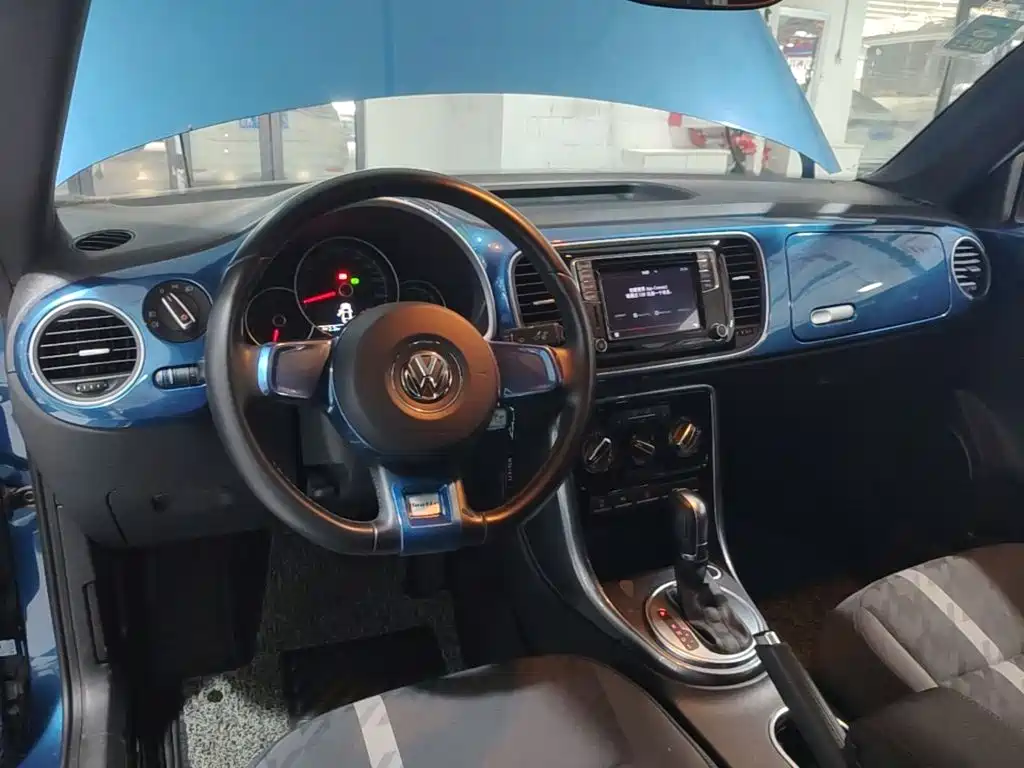 Volkswagen Beetle 2019 2018 180TSI Trend Joy Edition