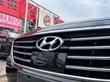 Photo 8 - Hyundai Sonata
