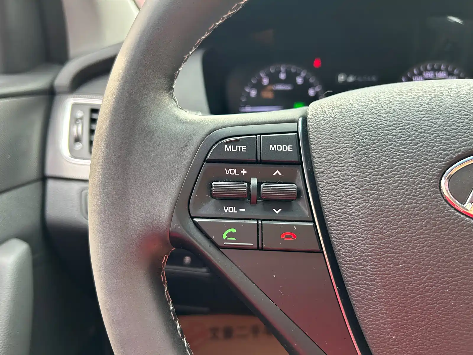 Photo 16 - Hyundai Sonata