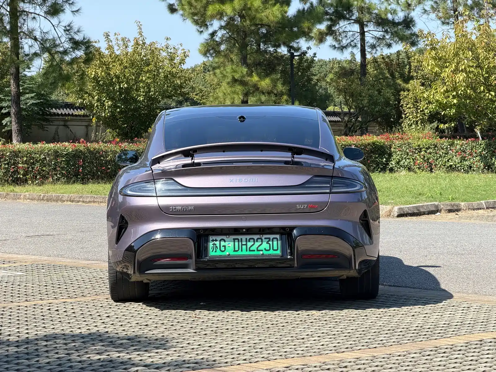 Photo 5 - Xiaomi SU7