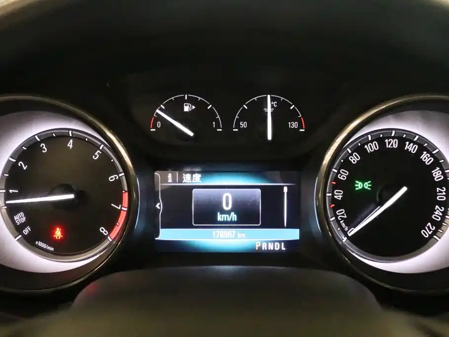 Photo 7 - Buick Verano