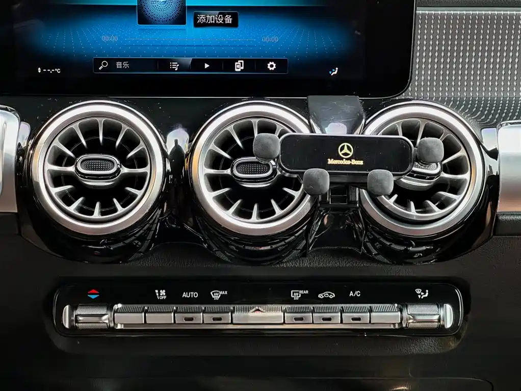 Mercedes-Benz GLB 2023 GLB 220 Style фото 29