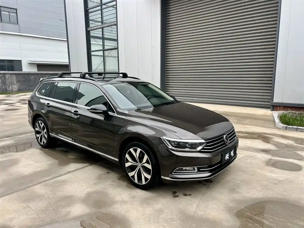 Volkswagen Weilan 2018 380TSI 2WD Comfort Edition фото 3