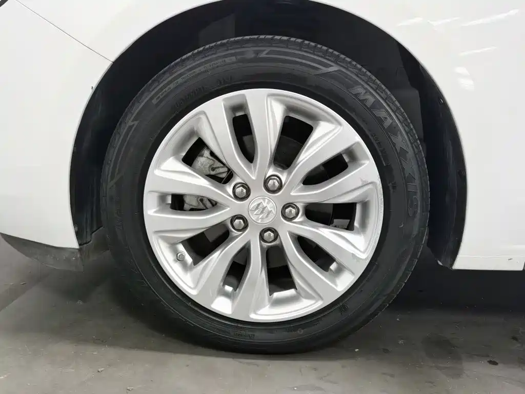 Фото 17 - Buick Excelle