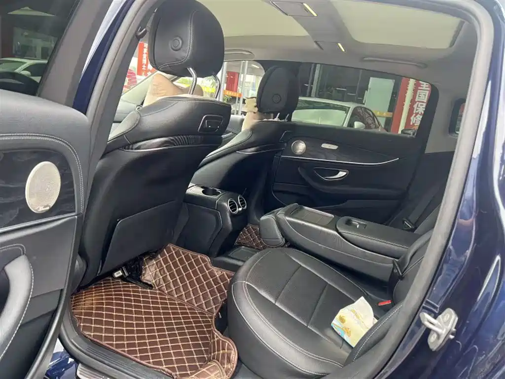 Mercedes-Benz E-Class 2018 Facelift E 300 L Sport Fashion фото 8
