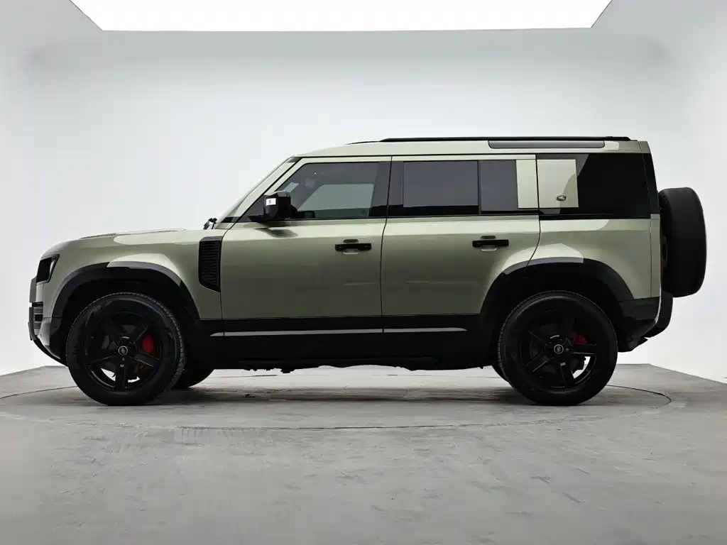Фото 6 - Land Rover Defender