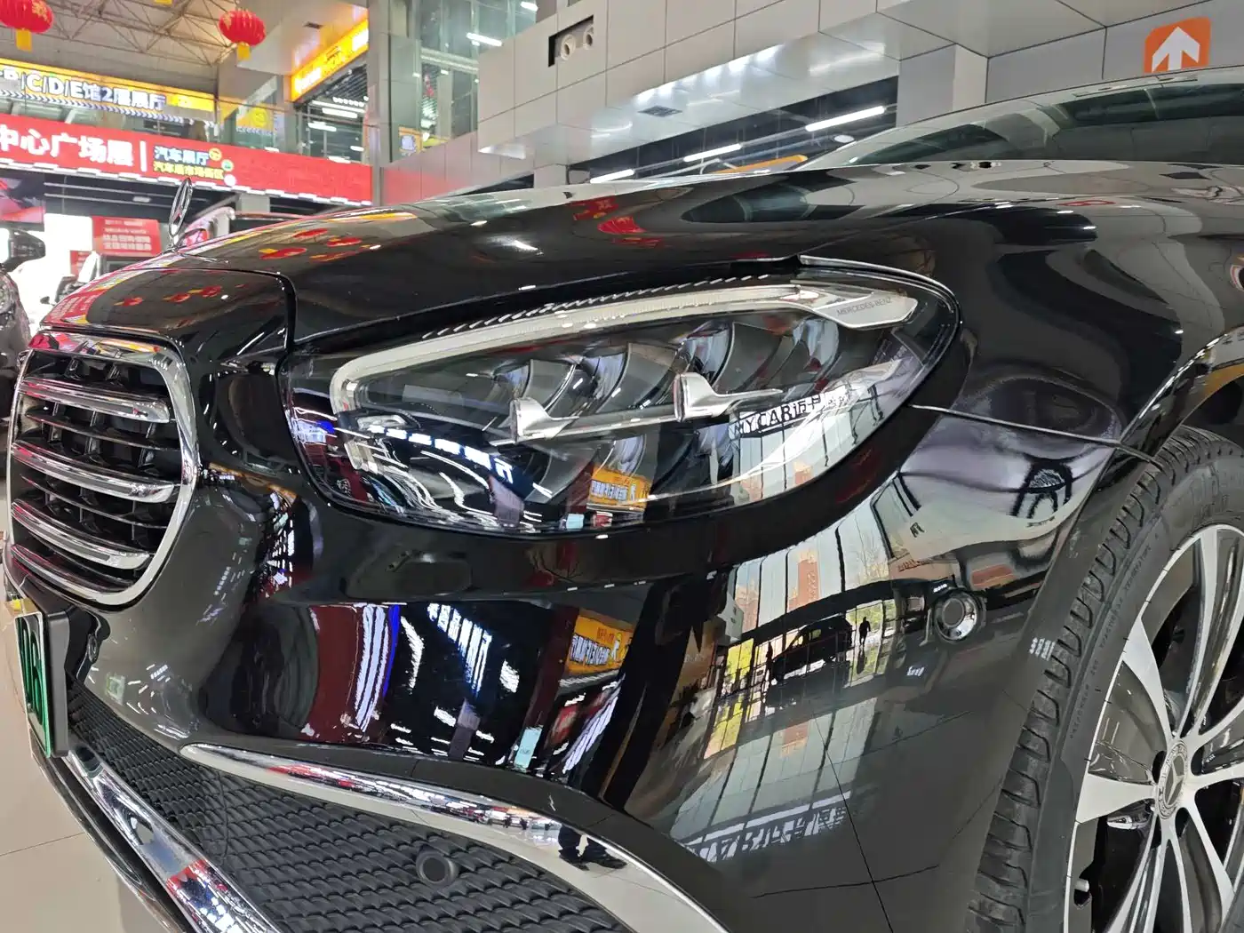 Mercedes-Benz E-Class New Energy 2022 Facelift III E 350 e L Plug-in Hybrid Sedan фото 4