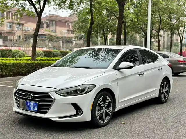 HYUNDAI LEAD
