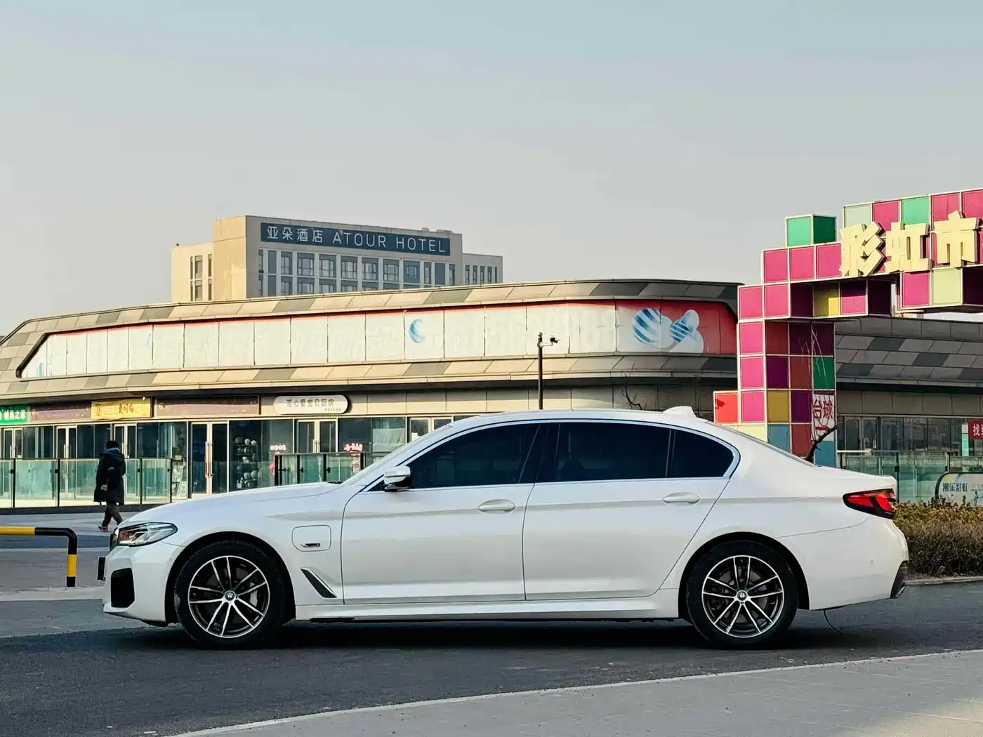 BMW 5 SERIES NEW ENERGY