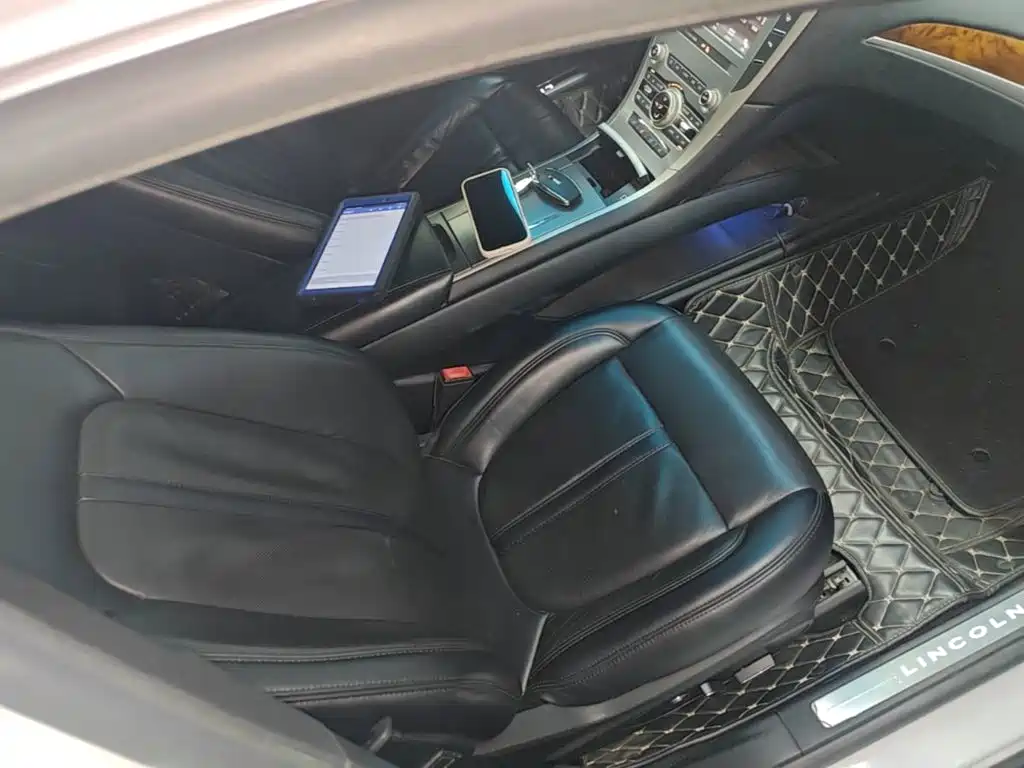 Lincoln MKZ 2019 2019 2.0T Zunya Edition China VI