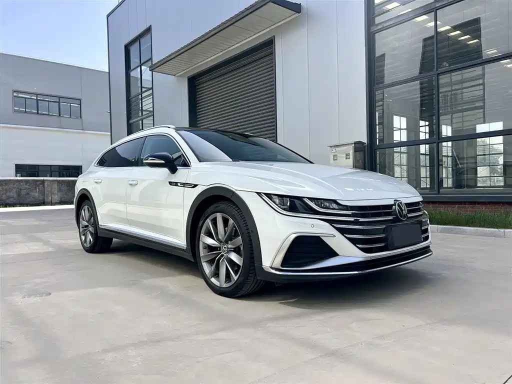 Volkswagen FAW-Volkswagen CC 2023 Shooting Brake 380TSI Hunter's Heart Edition фото 5