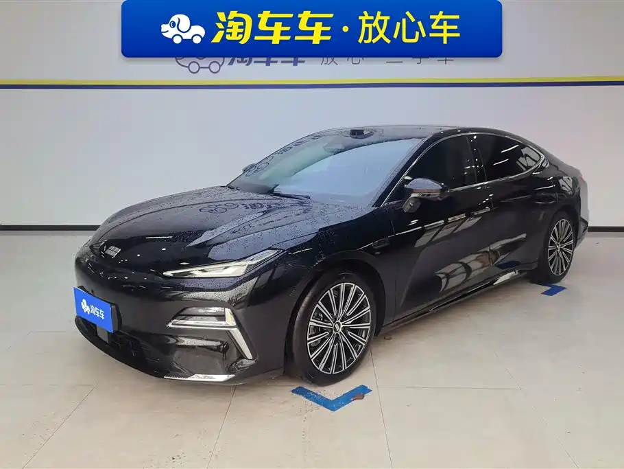 Geely Galaxy Xingyao 8 2025 130km EM-P Starship Edition